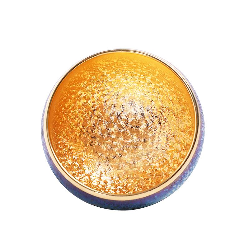 黄金の孔雀