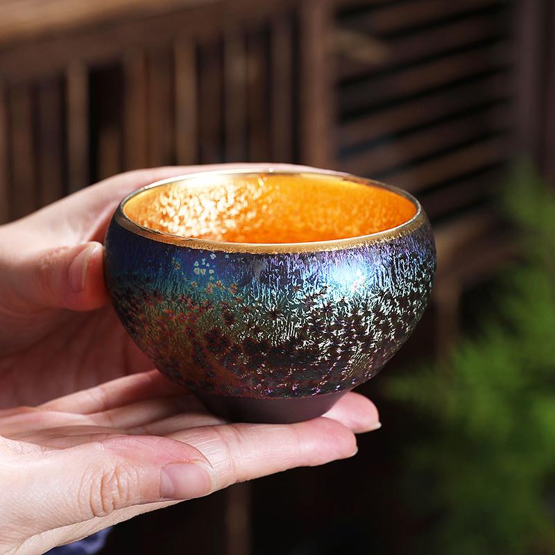 黄金の孔雀